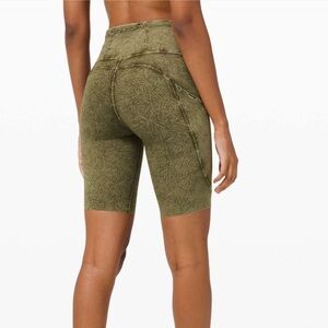 Lululemon Fast and Free Short 10" *Ice Dye
Ice Wash Moss Green size 4